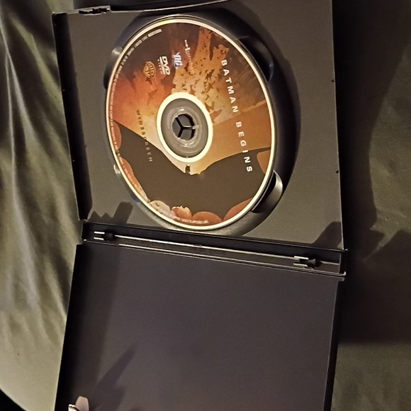 Batman Begins Widescreen Edition DVD - Picture 4 of 5